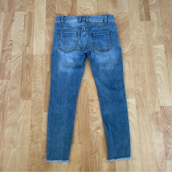 Free People Distressed Ripped Knee Raw Hem Cropped Ankle Skinny Jeans - Picture 6 of 16